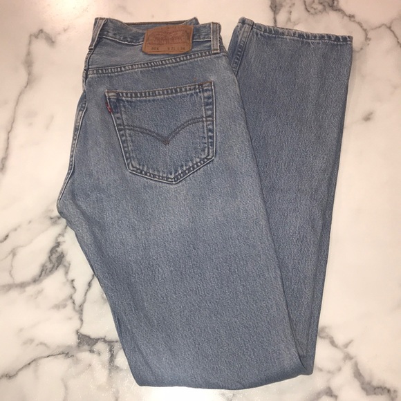 Levi Strauss Blue 501 Original Denim Jeans - Picture 3 of 9